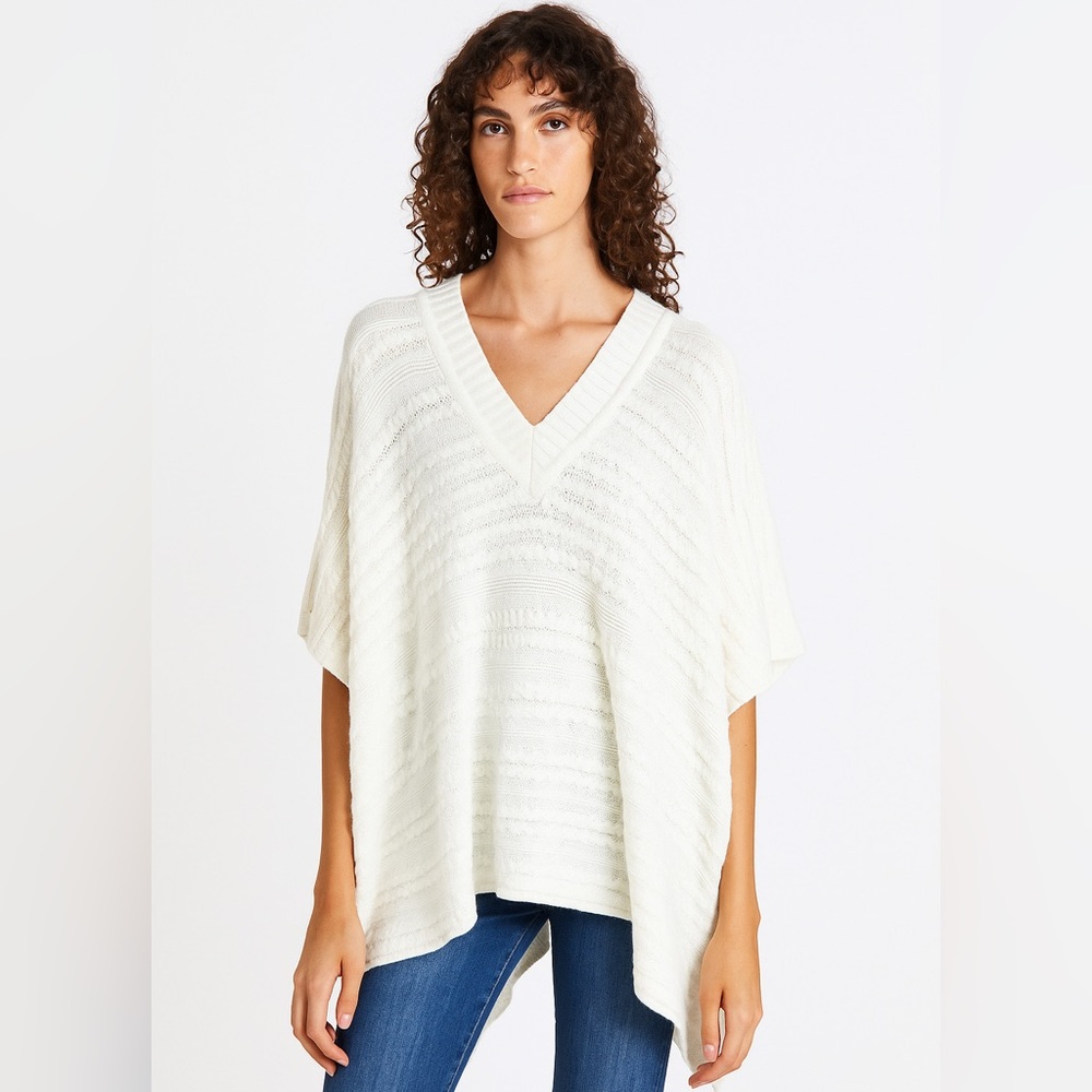 CAbi winter white poncho #4418